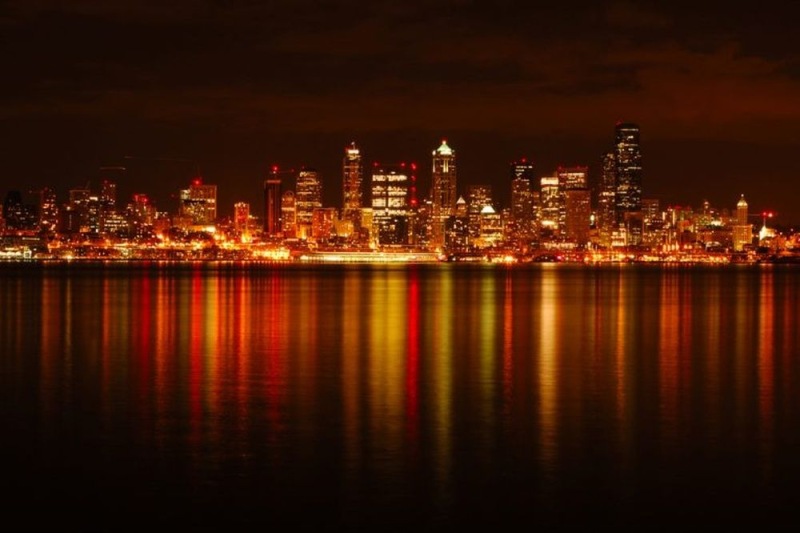 a city skyline at night