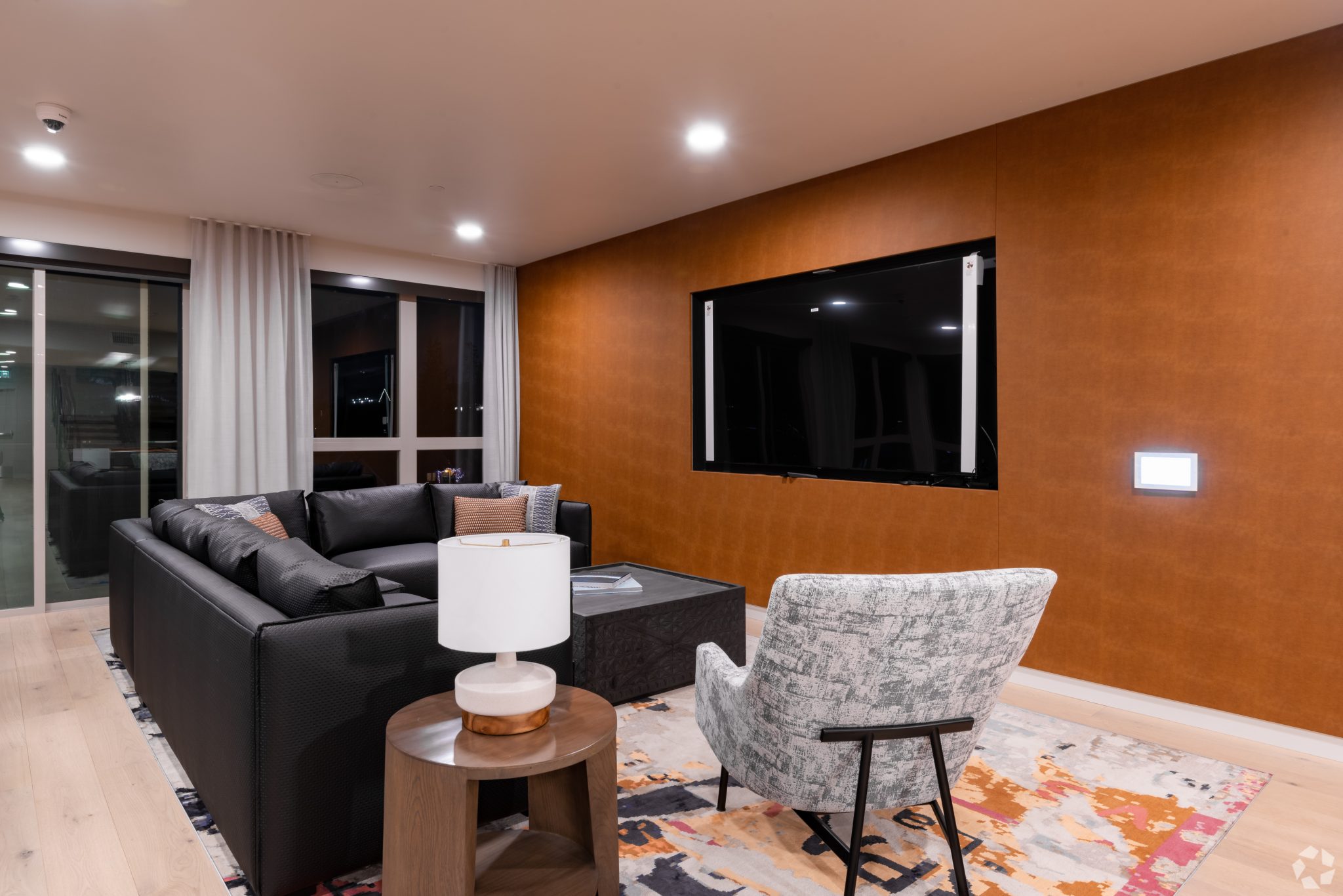 Maris Brand New Luxury Apartments in West Seattle, WA